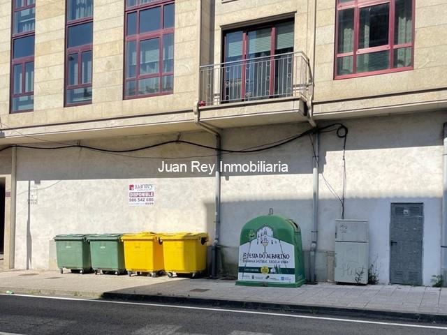 22 BAJO EN ALQUILER EN CAMBADOS