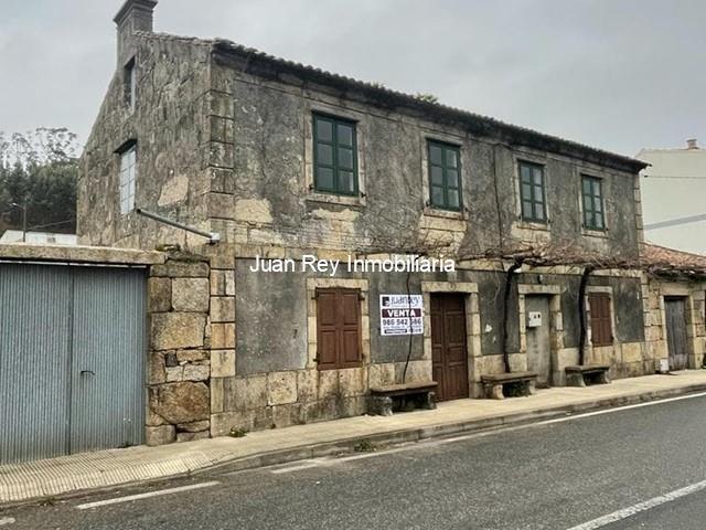 616 CASA PARA RESATURAR EN CAMBADOS