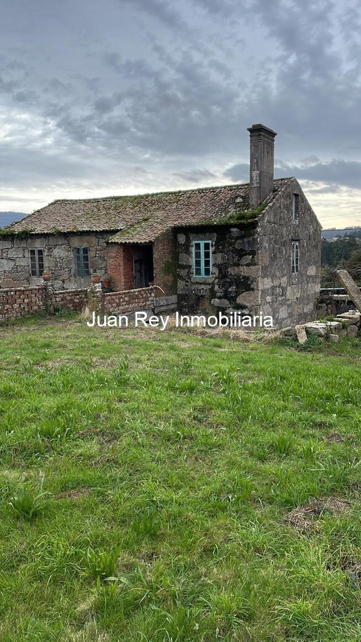 Foto 2 616 CASA PARA RESATURAR EN CAMBADOS