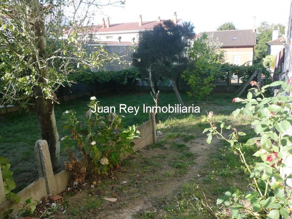 Foto 4 656 CASA DE PUEBLO EN VENTA - POSIBILIDAD DE EDIFICAR UN EDIFICIO DE VARIAS ALTURAS