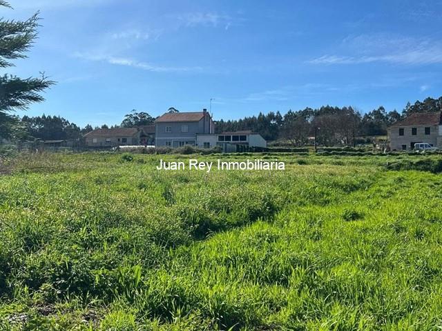 737 FINCA EDIFICABLE EN MEIS