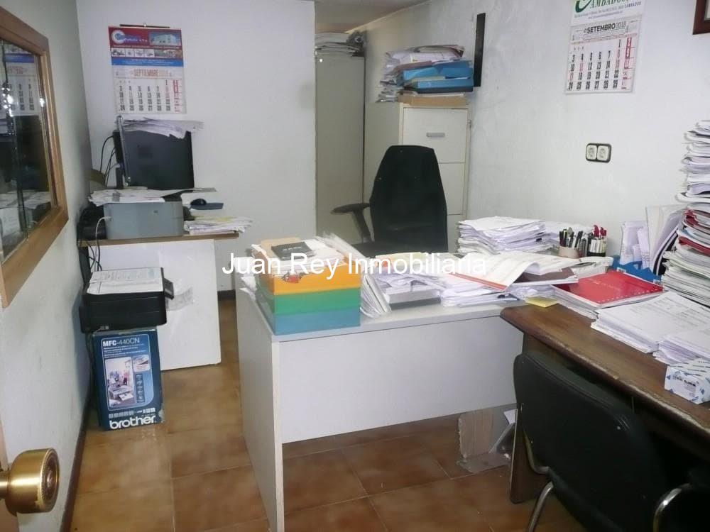 Foto 4 781 BAJO A LA VENTA CON SÓTANO EN CAMBADOS