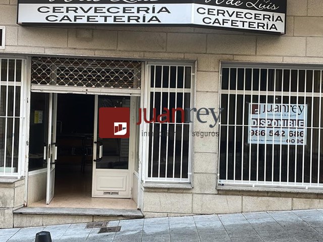 817 ALQUILER DE BAJO - Cambados