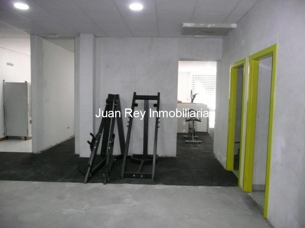 Foto 6 827 BAJO A LA VENTA 