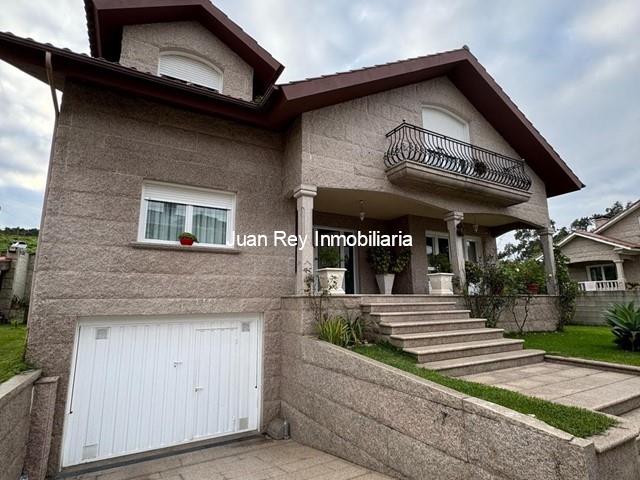 847 CHALET A LA VENTA EN A ILLA DE AROUSA 