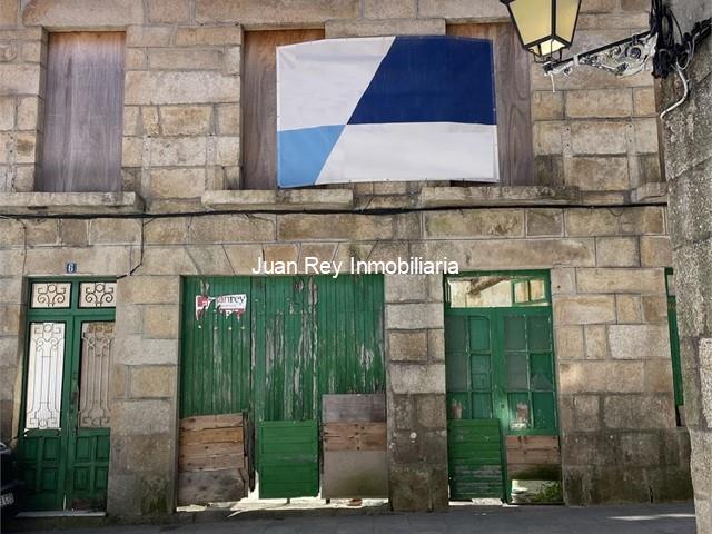870 CASA PARA RESTAURAR EN CAMBADOS