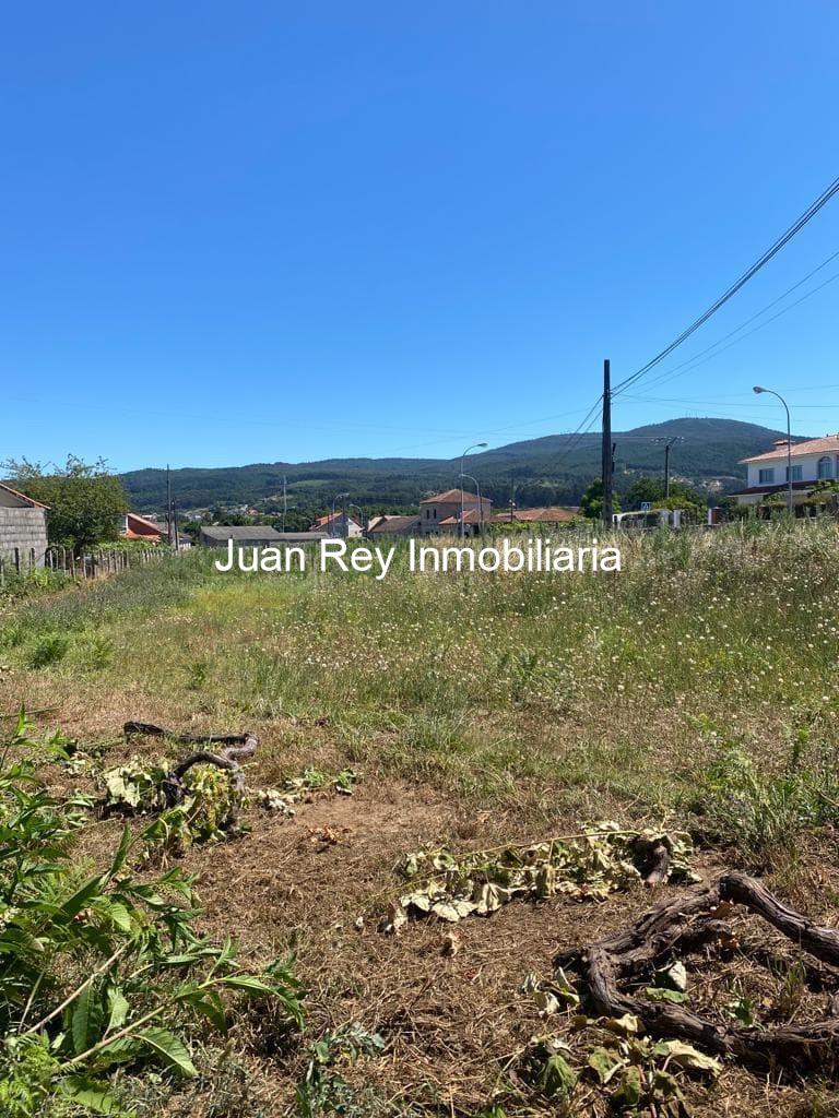 Foto 1 995 VENTA DE FINCA EDIFICABLE EN MEIS