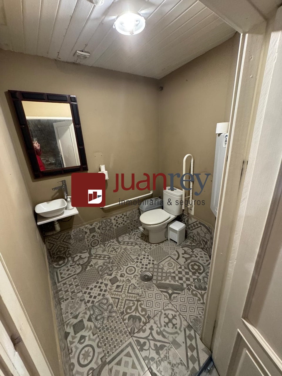 Foto 8 ALQUILER LOCAL COMERCIAL