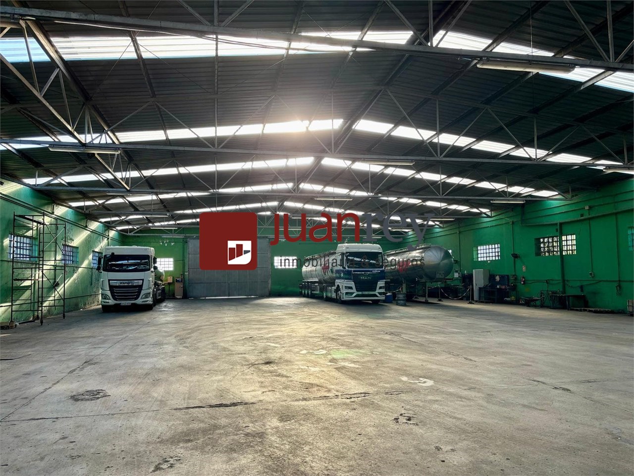 Foto 3 ALQUILER NAVE