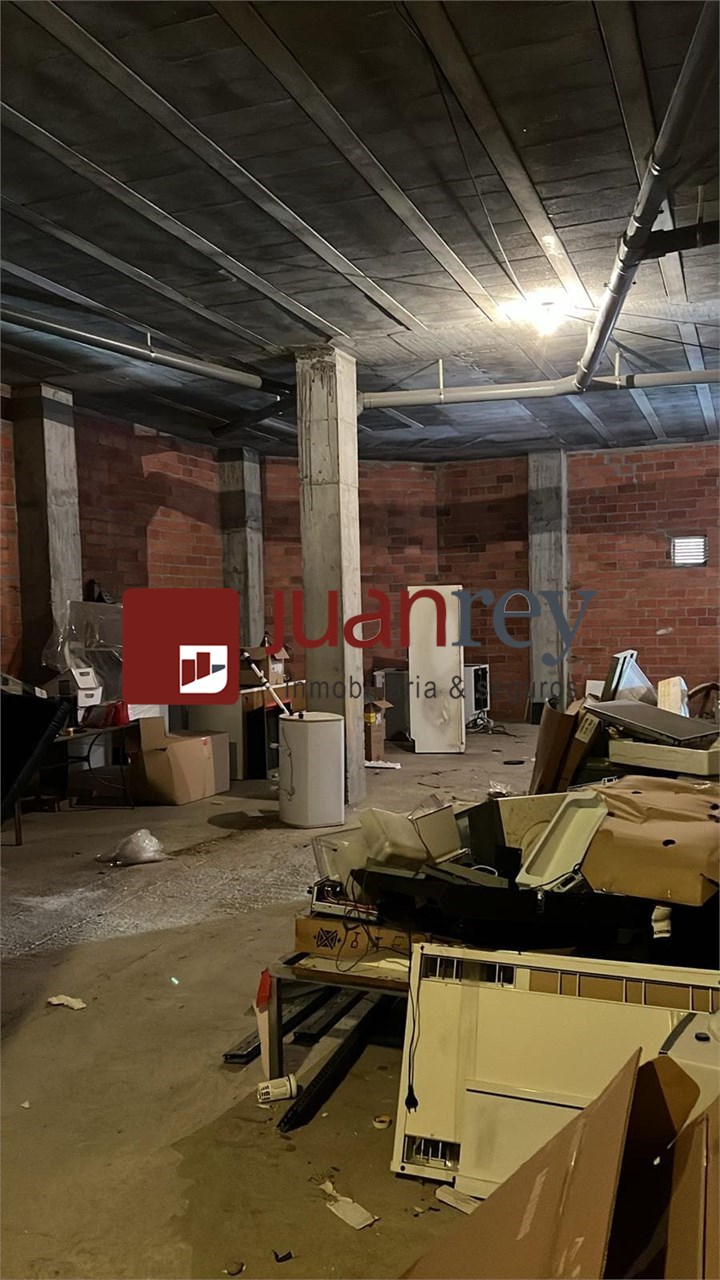 Foto 3 BAJO EN ALQUILER