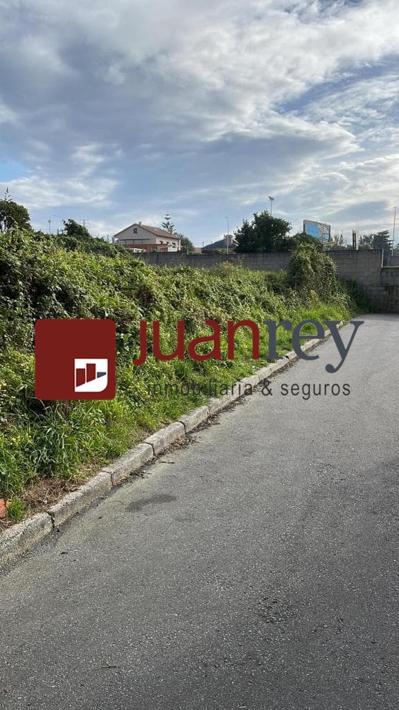 Foto 5 FINCA EDIFICABLE A LA VENTA EN CAMBADOS