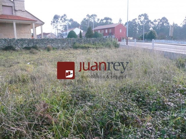 FINCA EDIFICABLE EN VENTA  - Meaño