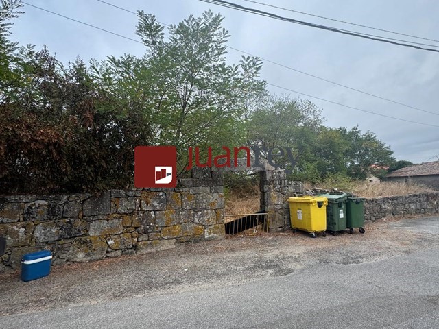VENTA DE FINCA EDIFICABLE - Vilanova de Arousa